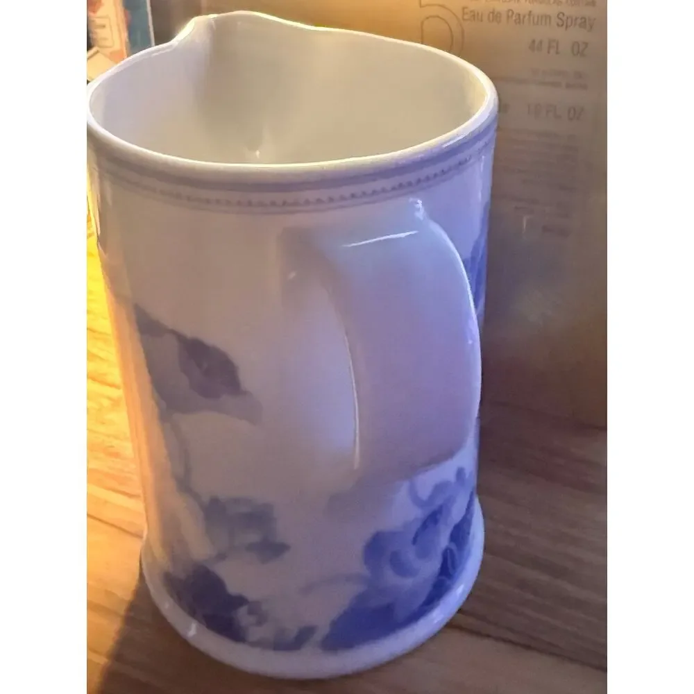 Vintage 1979 Estee Lauder Indigo Flower Collection Blue and White Pitcher Vase